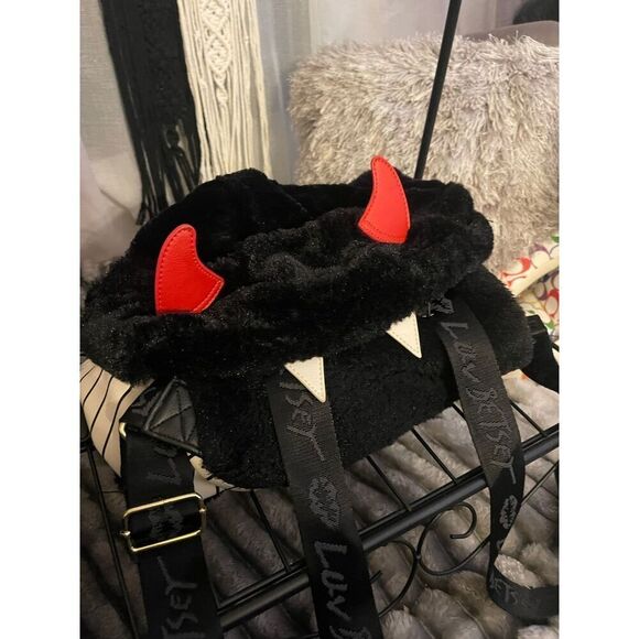 Betsey johnson vampire/devil character hoodie backpack/bag fur black - Picture 2 of 11